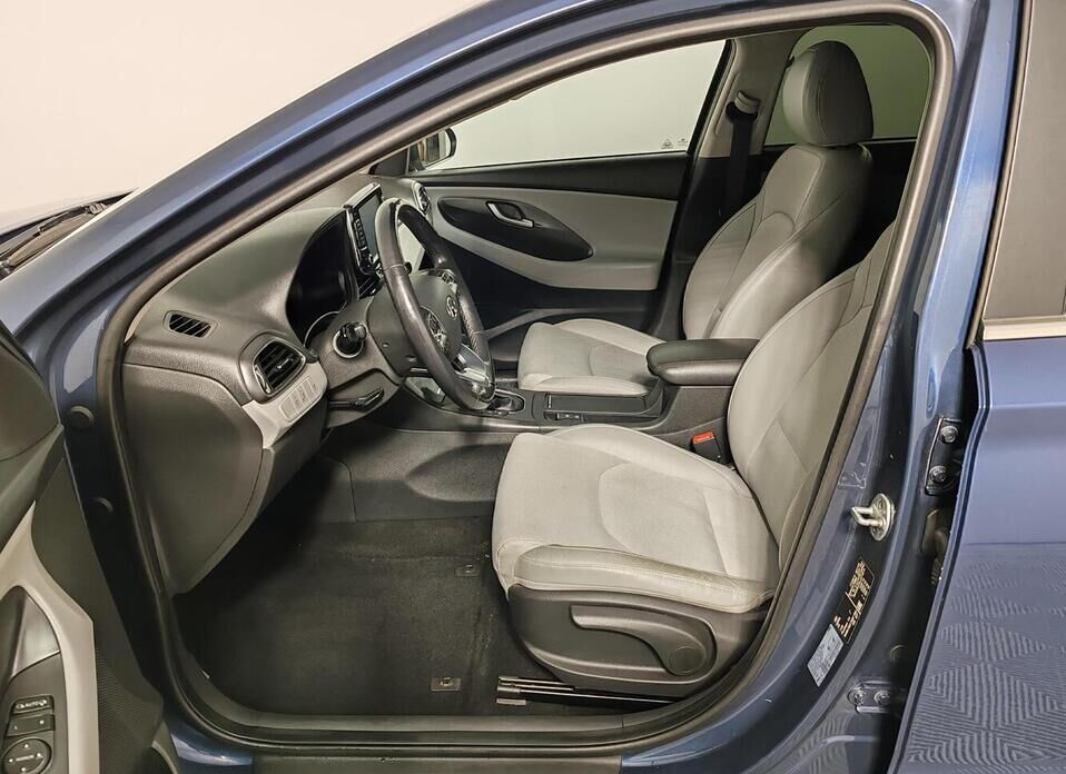 Hyundai i30, III 1.4 AMT (140 л.с.)