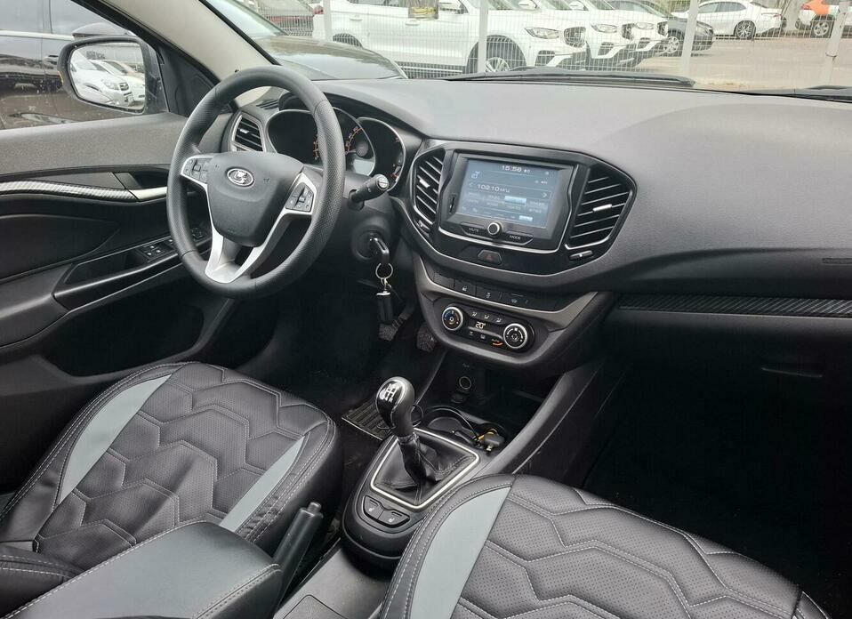 LADA (ВАЗ) Vesta 1.6 MT (106 л.с.)