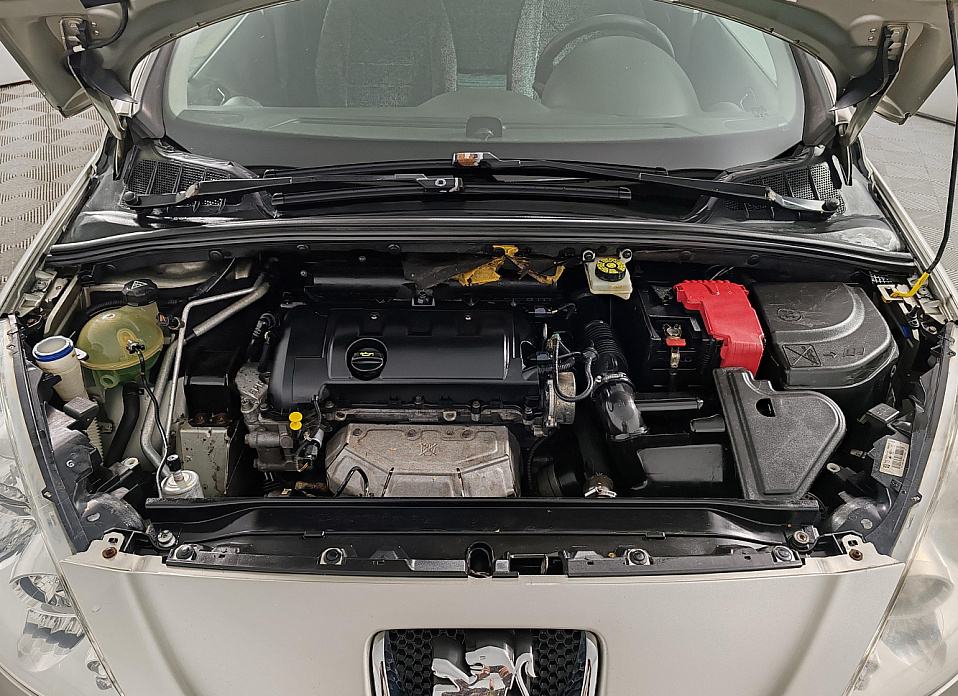 Peugeot 308, I 1.6 MT (120 л.с.)