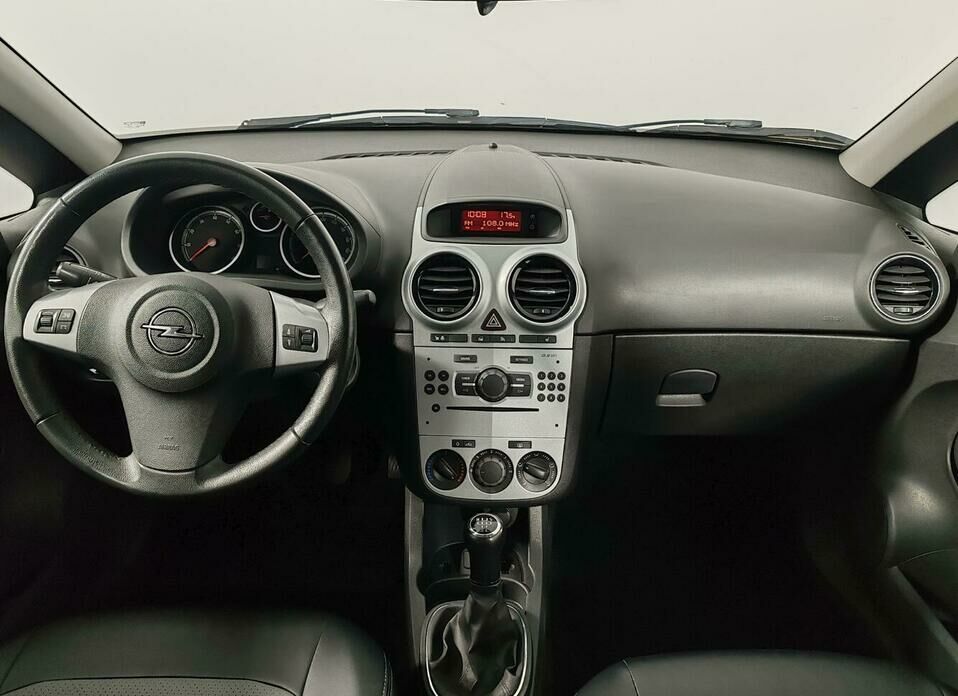 Opel Corsa 1.4 MT (100 л.с.)