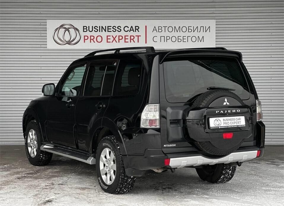 Mitsubishi Pajero, IV Рестайлинг 1 3.0 AT (178 л.с.) 4WD