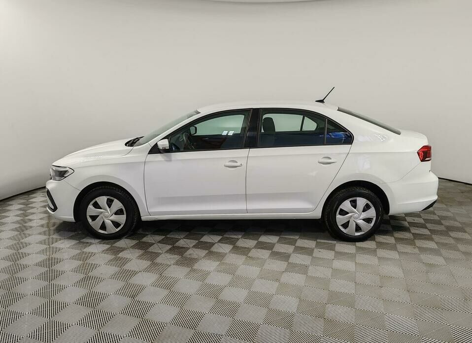 Volkswagen Polo 1.6 AT (110 л.с.)