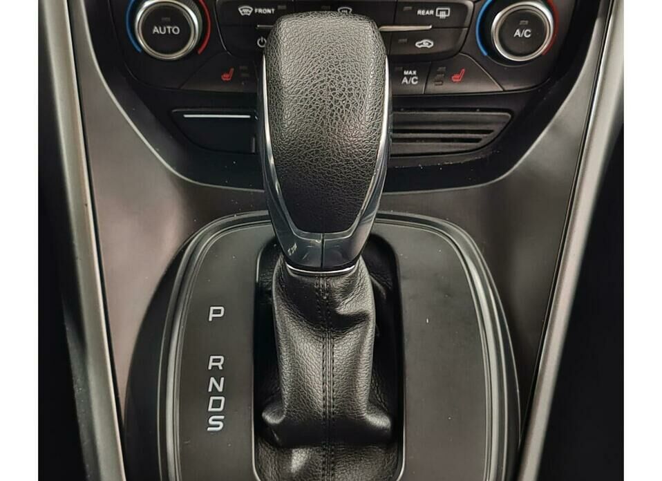Ford Kuga 2.5 AT (150 л.с.)