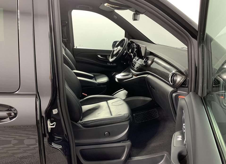 Mercedes-Benz V-Класс, III (W447) Рестайлинг 250 d длинный 2.1d AT (190 л.с.) 4WD