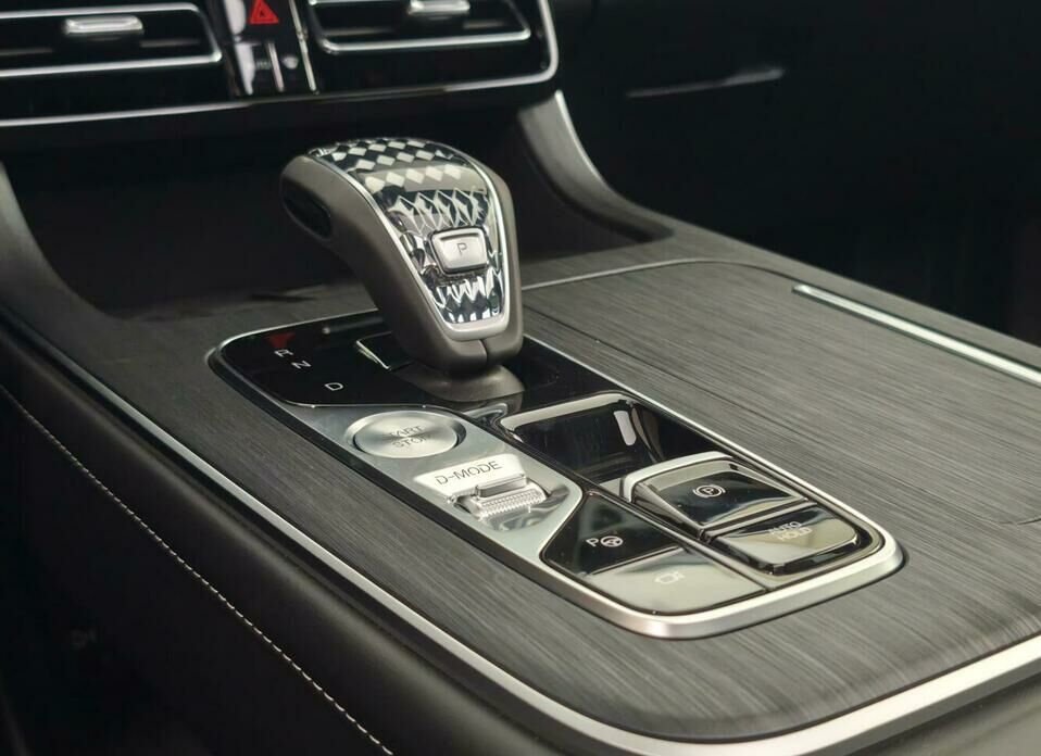 GAC GS8 2.0 AT (231 л.с.) 4WD