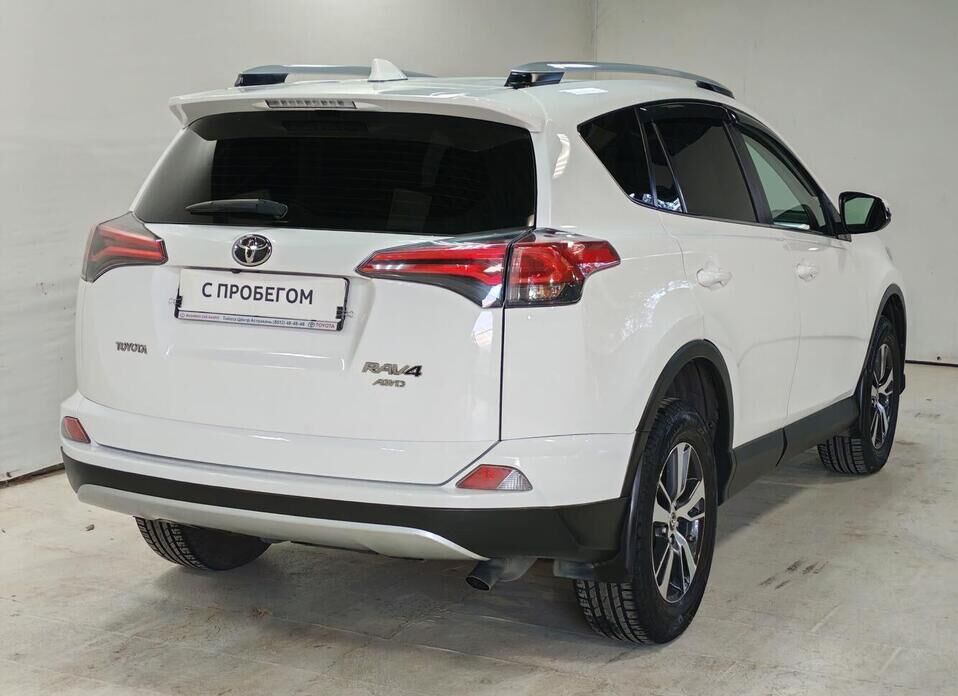 Toyota RAV4, IV (XA40) Рестайлинг 2.0 CVT (146 л.с.) 4WD