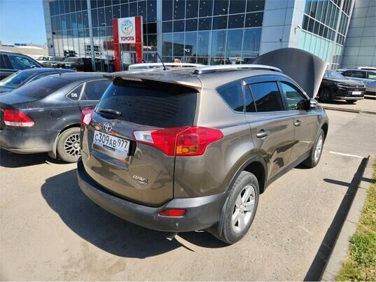 Toyota RAV4, 2014&nbsp;г., 232&nbsp;105&nbsp;км