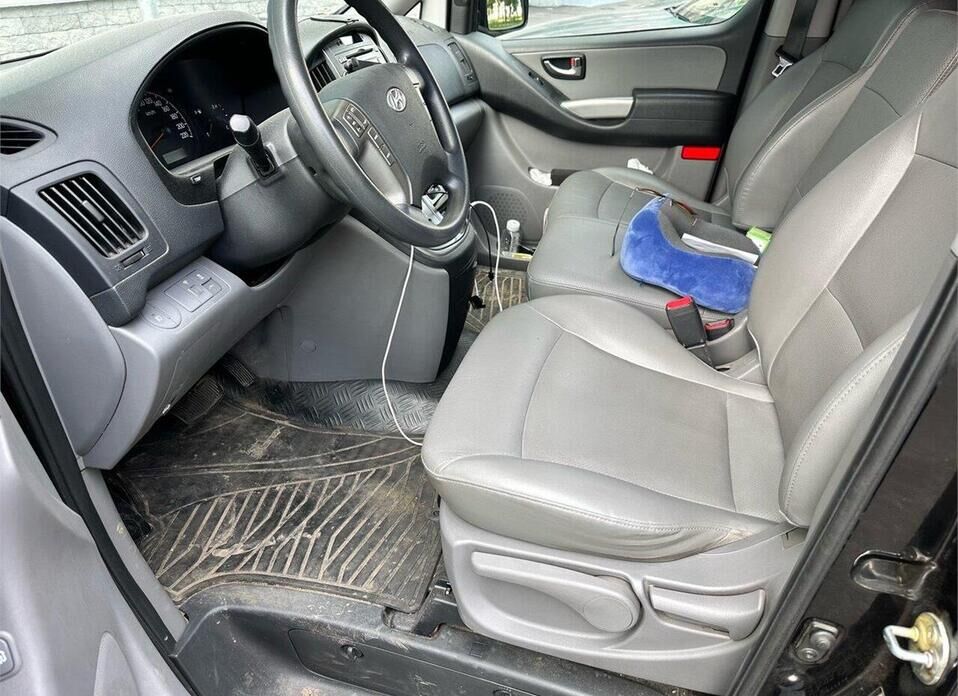 Hyundai Grand Starex, I 2.5d AT (145 л.с.)