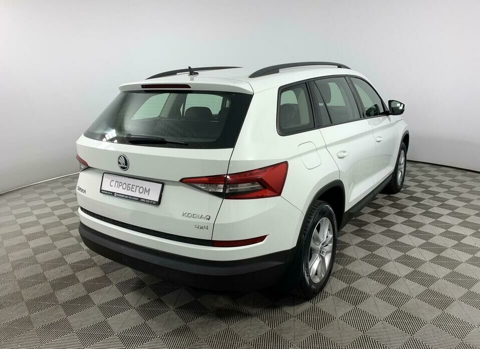 Skoda Kodiaq 2.0 AMT (180 л.с.) 4WD