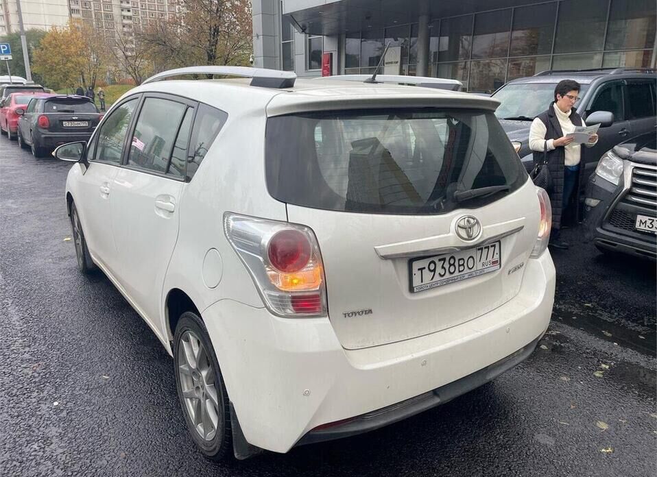 Toyota Verso, I Рестайлинг 1.8 CVT (147 л.с.)