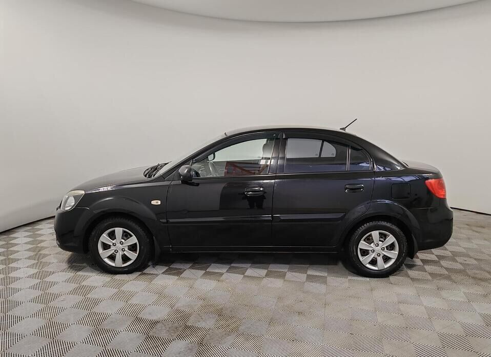 Kia Rio, II Рестайлинг 1.4 AT (95 л.с.)