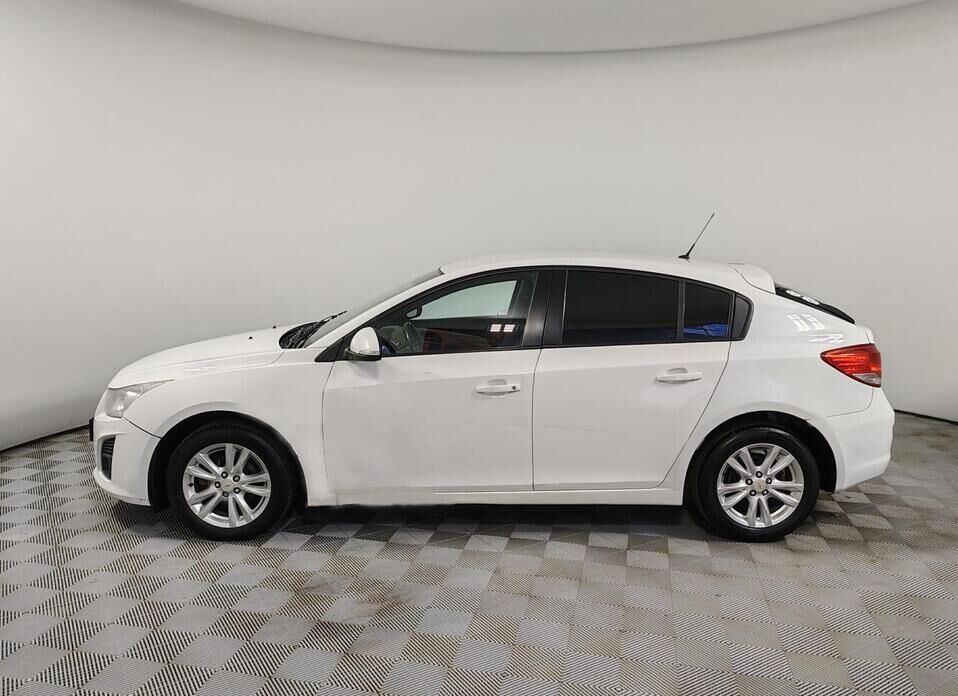 Chevrolet Cruze 1.8 AT (141 л.с.)