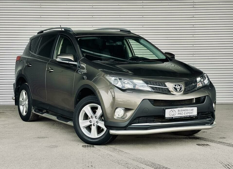 Toyota RAV4 2.2d AT (149 л.с.) 4WD