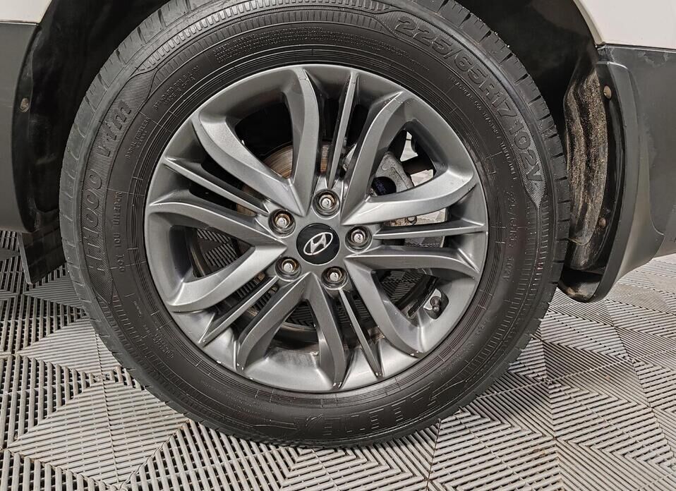 Hyundai ix35 2.0 MT (150 л.с.)
