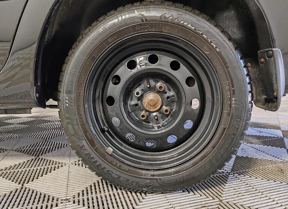 LADA (ВАЗ) Granta 1.6 MT (87 л.с.)