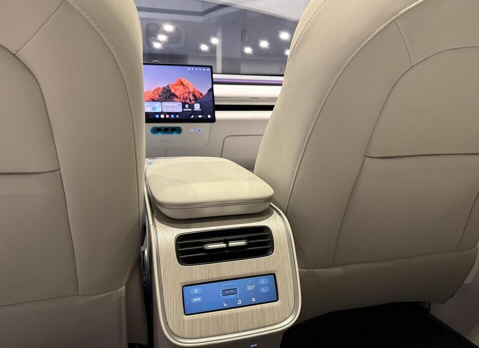 EXEED Exlantix ET 1.5hyb AT (469 л.с.) 4WD