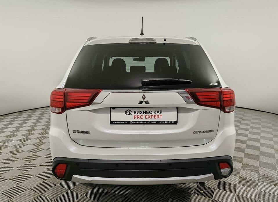 Mitsubishi Outlander 2.4 CVT (167 л.с.) 4WD