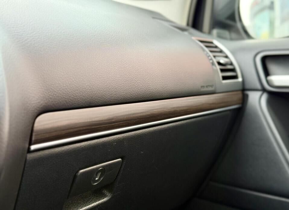 Toyota Land Cruiser Prado, 150 Series Рестайлинг 2 2.8d AT (204 л.с.) 4WD