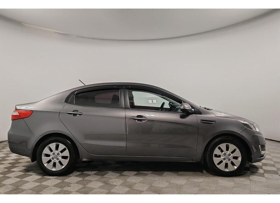 Kia Rio, III 4-speed 1.6 AT (123 л.с.)