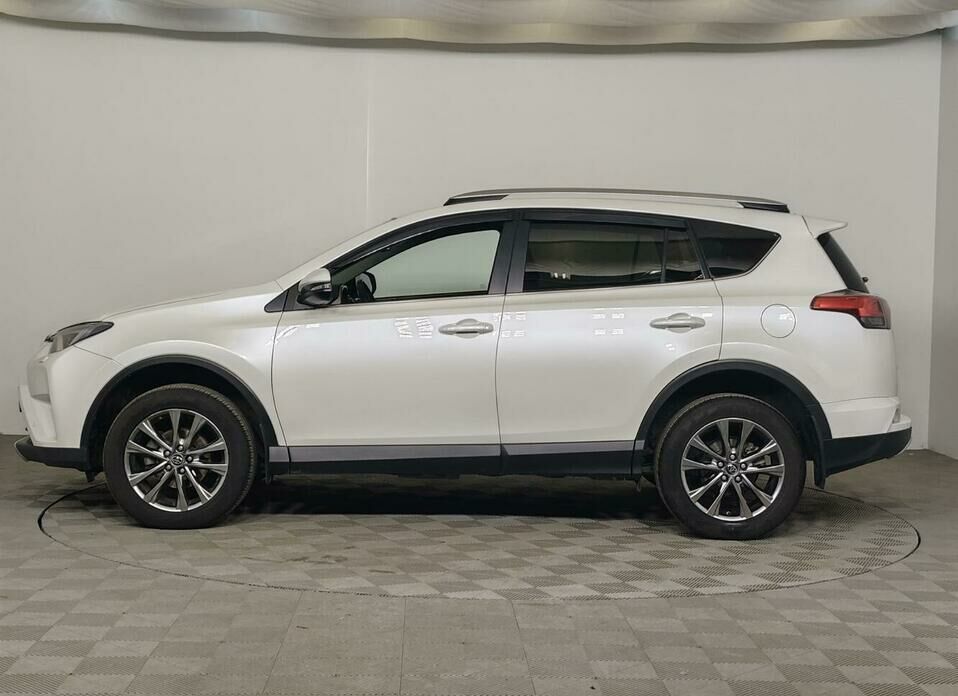 Toyota RAV4 2.2d AT (150 л.с.) 4WD