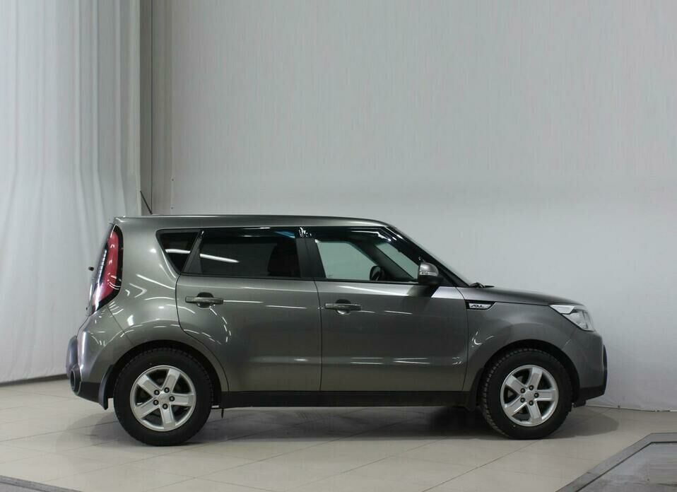 Kia Soul 1.6 AT (124 л.с.)