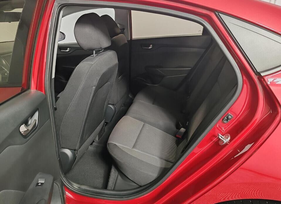 Hyundai Solaris 1.6 AT (123 л.с.)