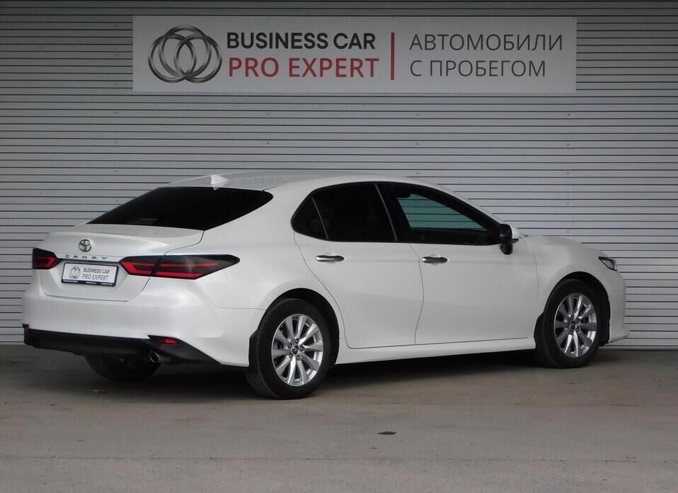 Toyota Camry, VIII (XV70) 2.5 AT (181 л.с.)