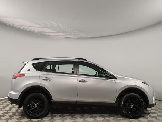 Toyota RAV4, 2018&nbsp;г., 101&nbsp;789&nbsp;км