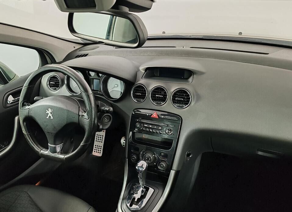 Peugeot 308 1.6 AT (120 л.с.)