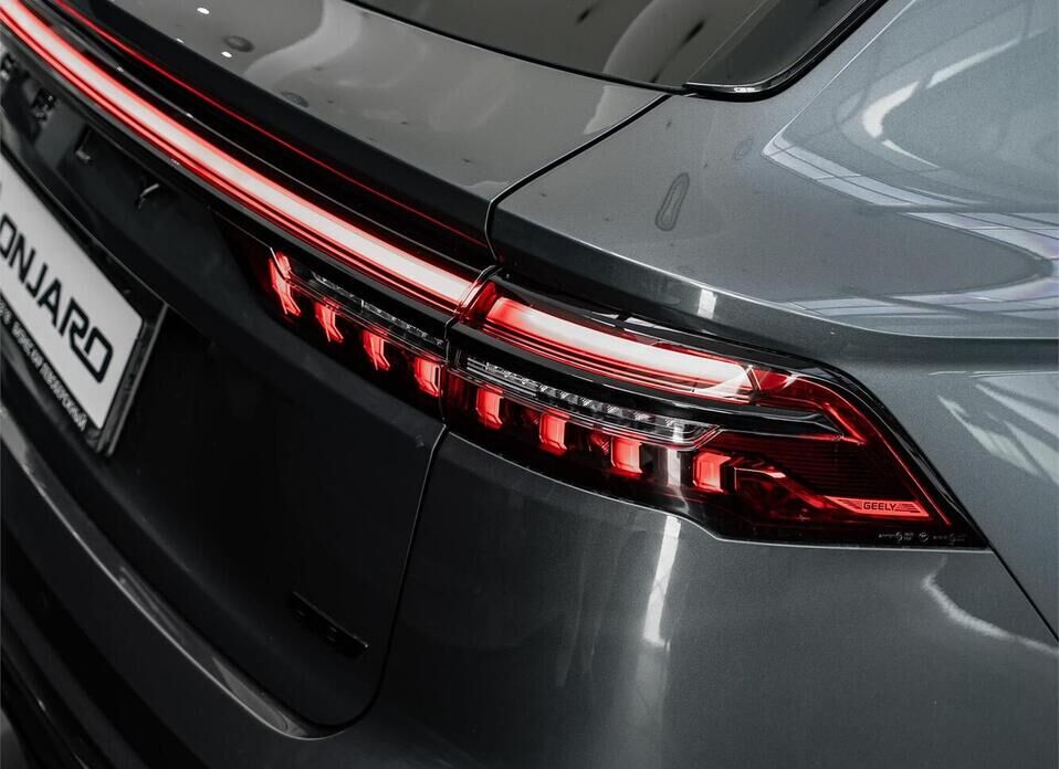 Geely Monjaro, I 2.0 AT (238 л.с.) 4WD