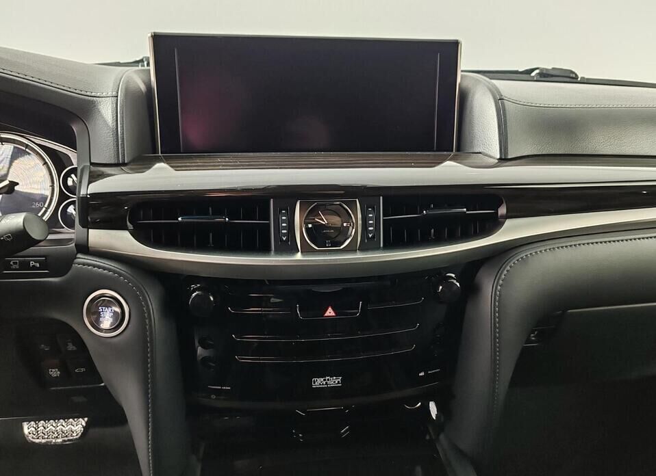 Lexus LX, III Рестайлинг 2 450d 4.5d AT (272 л.с.) 4WD