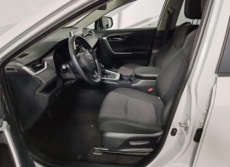 Toyota RAV4, V (XA50) 2.0 CVT (149 л.с.) 4WD