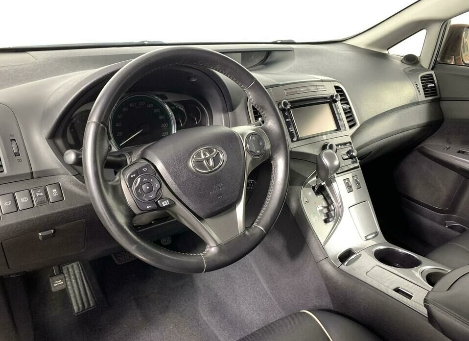 Toyota Venza 2.7 AT (185 л.с.) 4WD