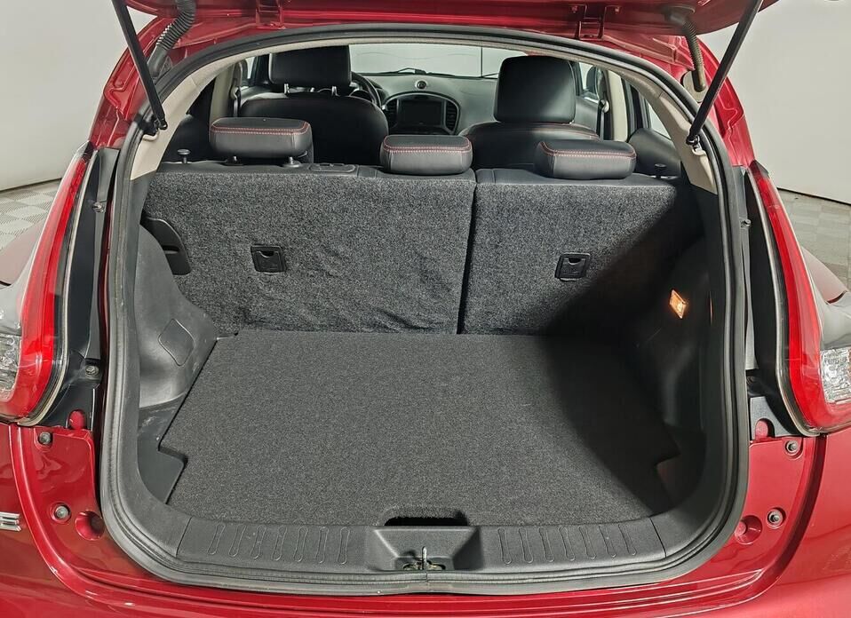 Nissan Juke, I Рестайлинг 1.6 CVT (117 л.с.)