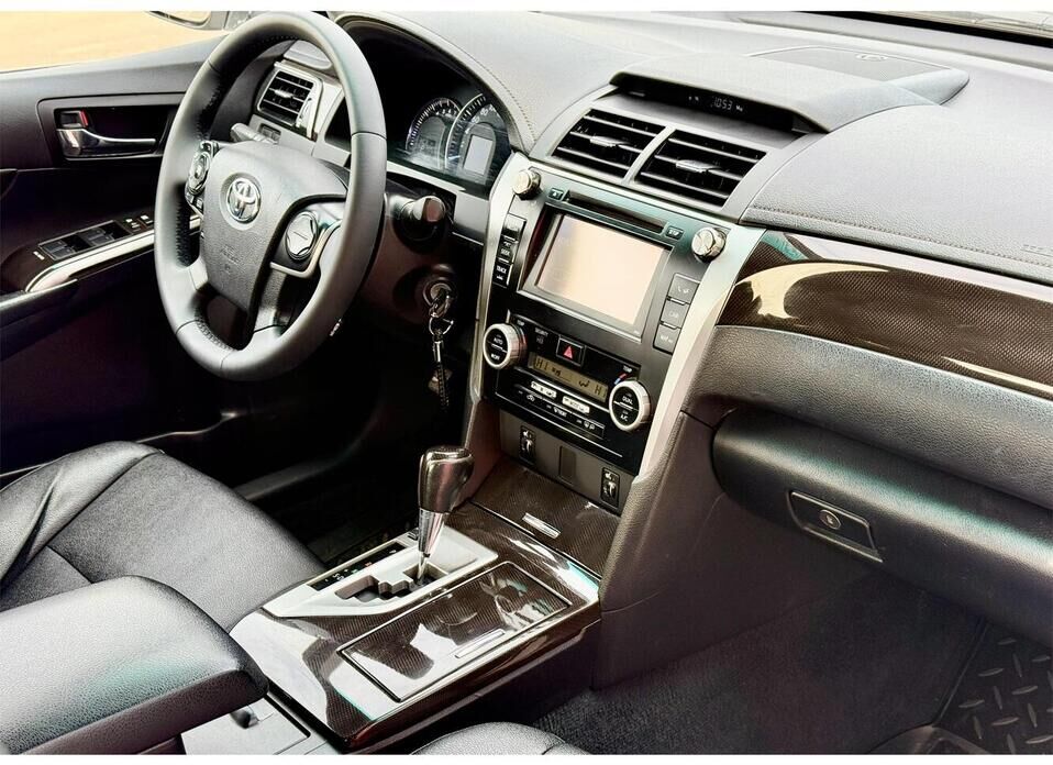 Toyota Camry, VII (XV50) 2.0 AT (148 л.с.)