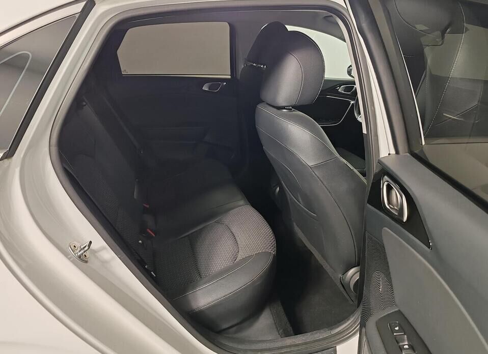 Kia Ceed, III 1.4 AMT (140 л.с.)