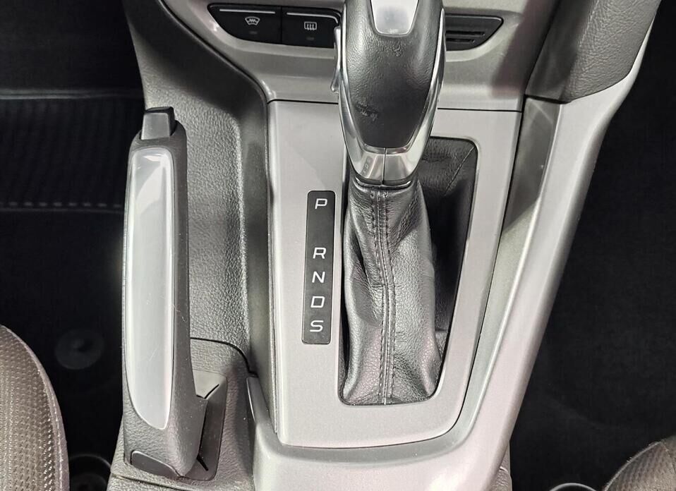 Ford Focus 1.6 AMT (125 л.с.)