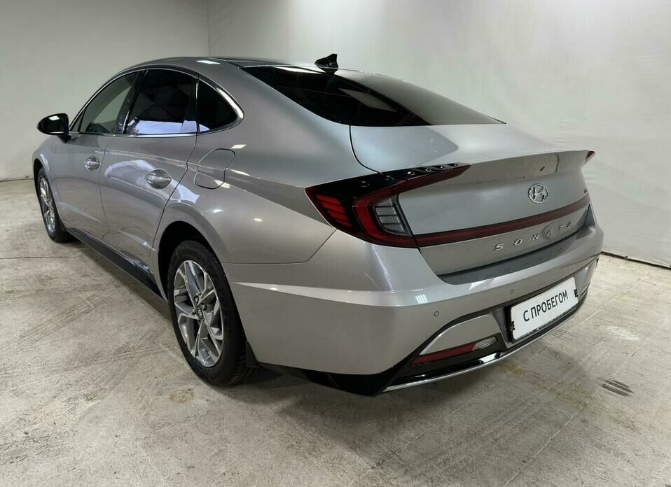 Hyundai Sonata 2.5 AT (180 л.с.)