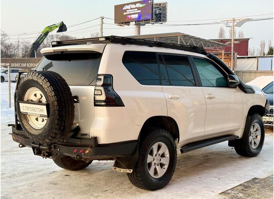 Toyota Land Cruiser Prado, 150 Series Рестайлинг 3 2.8d AT (200 л.с.) 4WD