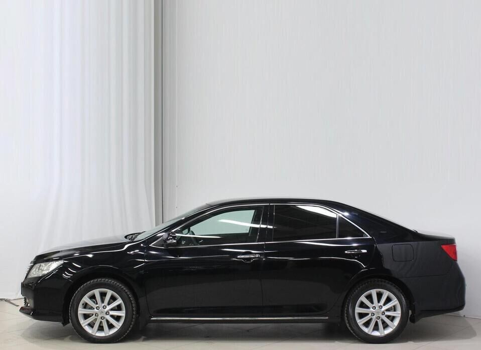 Toyota Camry, VII (XV50) 2.5 AT (181 л.с.)