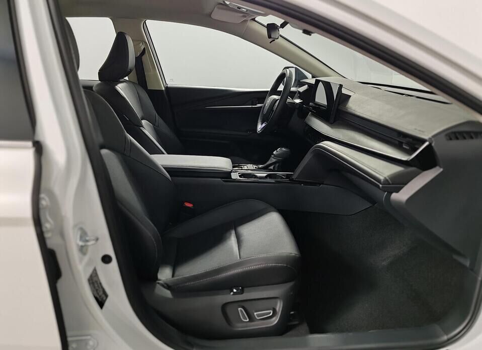 Toyota Camry, IX (XV80) China Market 2.0 CVT (173 л.с.)