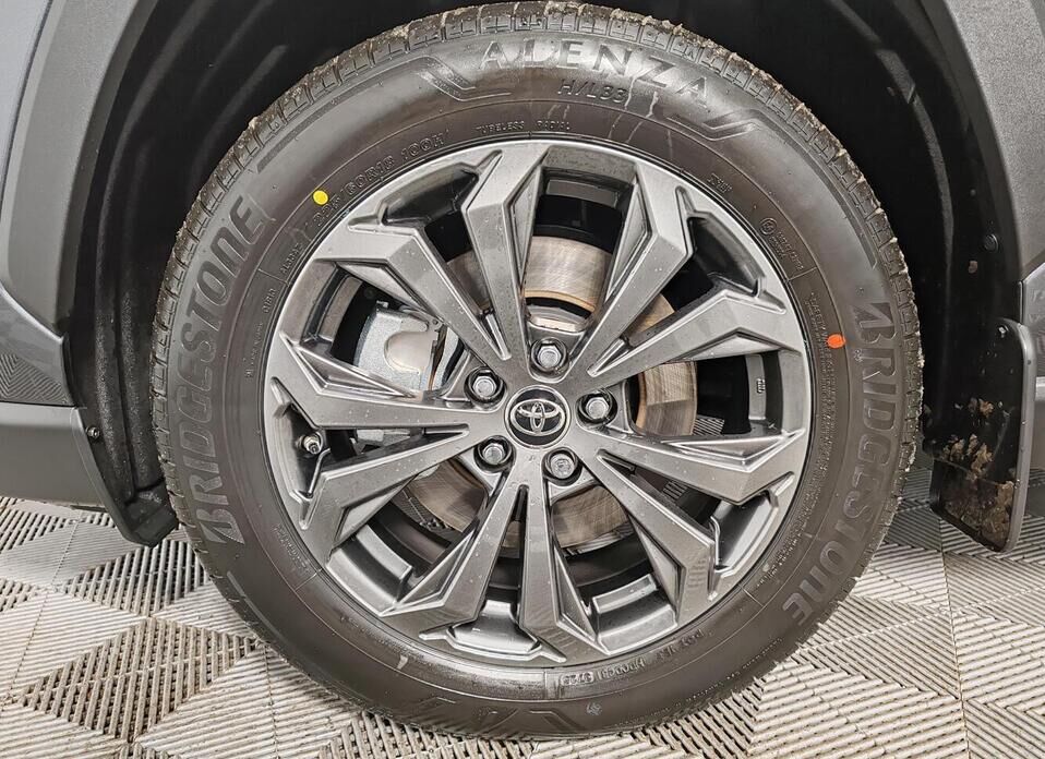 Toyota RAV4, V (XA50) 2.0 CVT (173 л.с.) 4WD