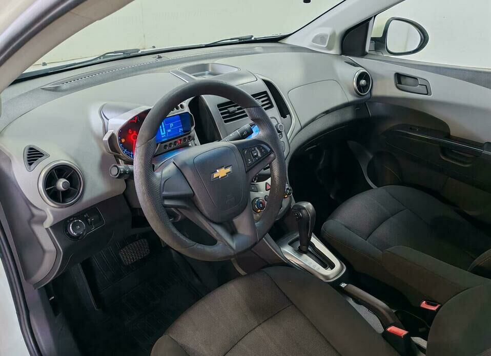 Chevrolet Aveo 1.6 AT (115 л.с.)