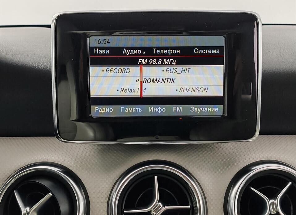 Mercedes-Benz A-Класс, III (W176) 180 1.6 AMT (122 л.с.)