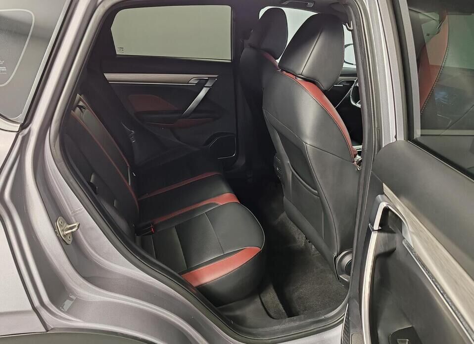 Geely Coolray 1.5 AMT (150 л.с.)