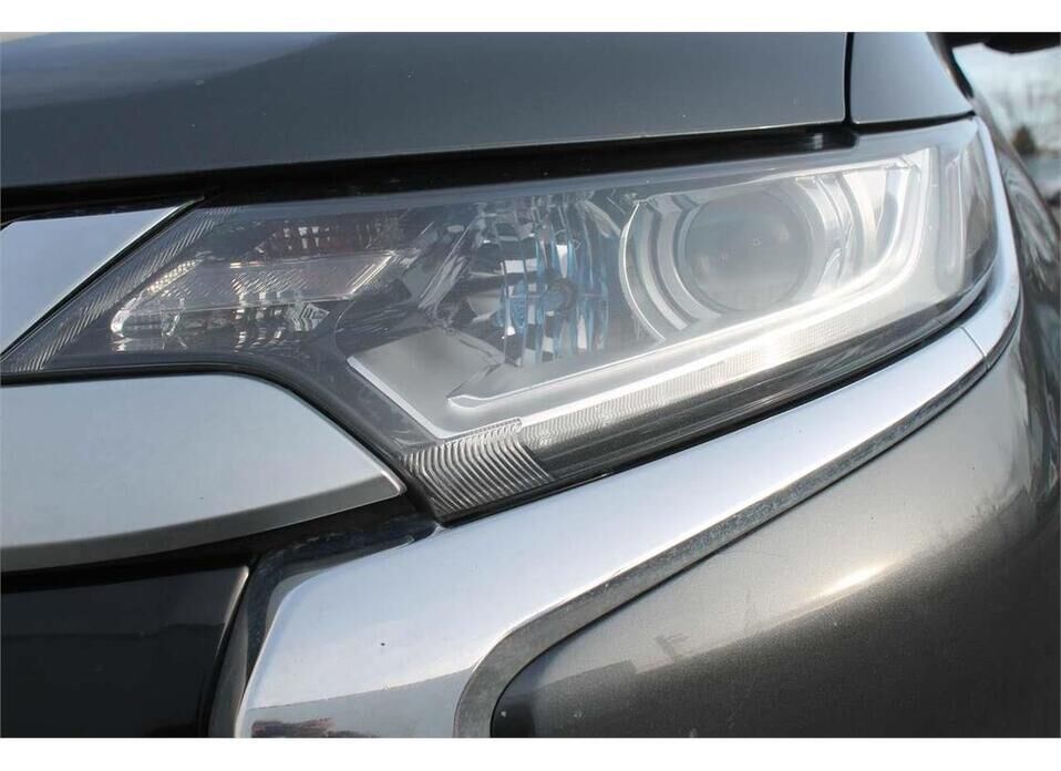 Mitsubishi Outlander 2.0 CVT (146 л.с.) 4WD