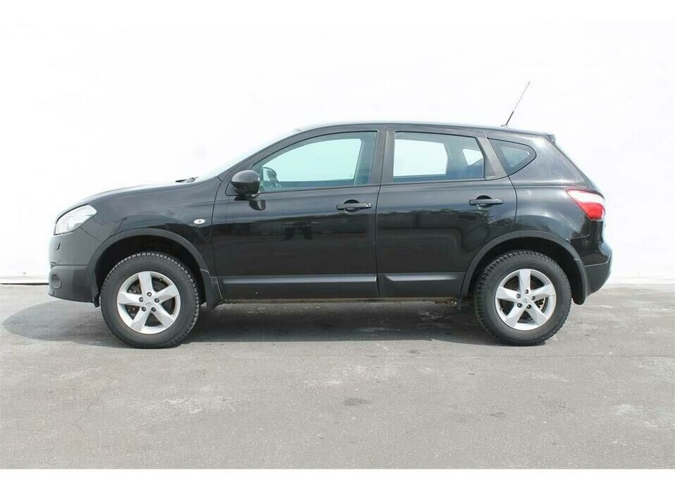 Nissan Qashqai 1.6 MT (114 л.с.)