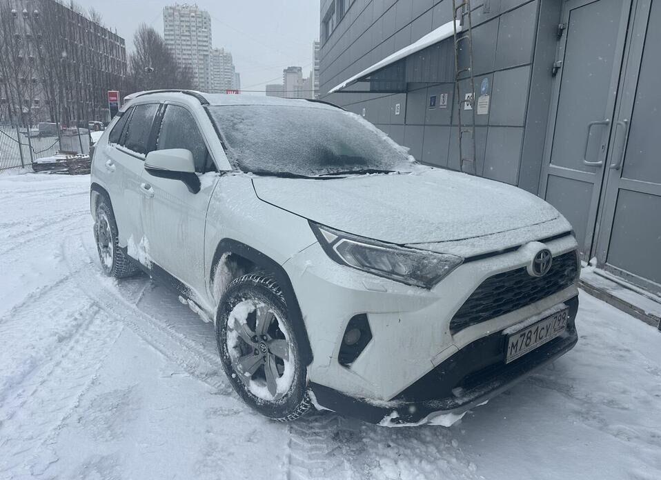 Toyota RAV4, V (XA50) 2.0 CVT (149 л.с.)