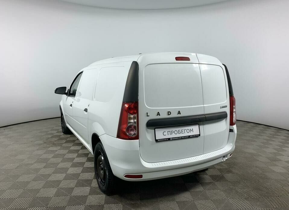 LADA (ВАЗ) Largus 1.6 MT (90 л.с.)