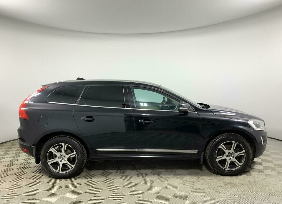 Volvo XC60 2.4d AT (181 л.с.) 4WD